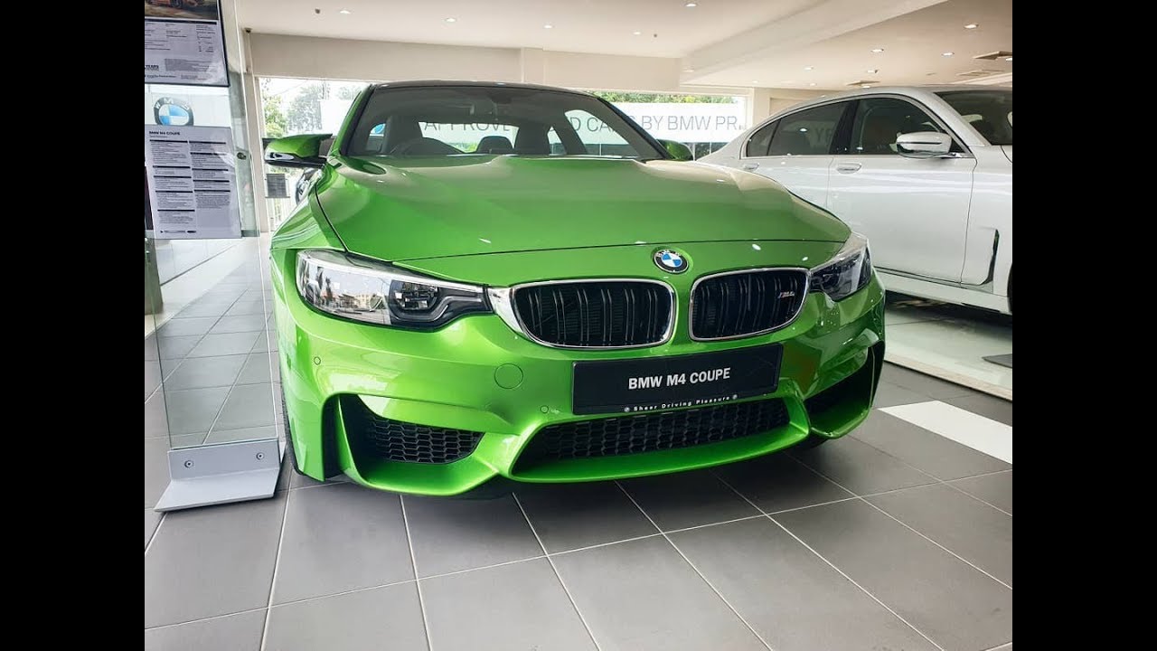 2019 BMW M4 Coupe – Walkaround Video | Startup | CarPage