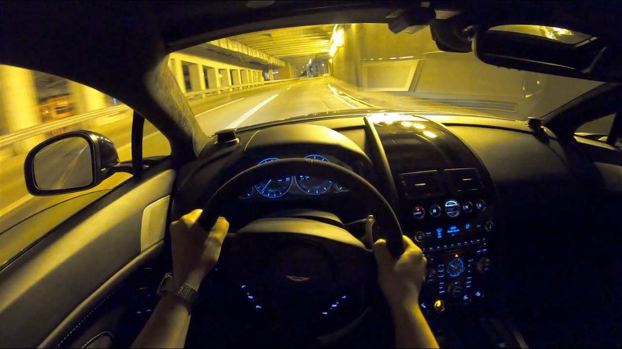 Aston Martin V12 Night Drive – Loud Tunnel Runs *4K UHD 60FPS*