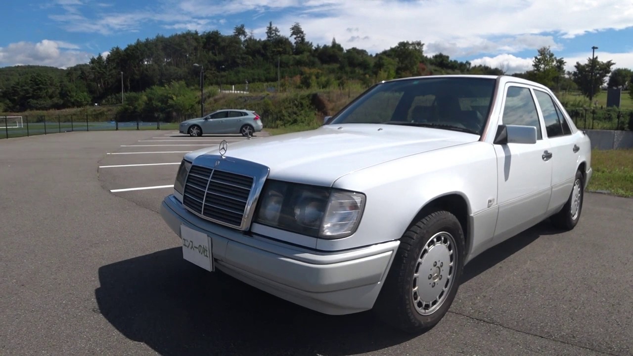 Mercedes-Benz 300DT 4MATIC/メルセデスベンツ300DT 4マチック