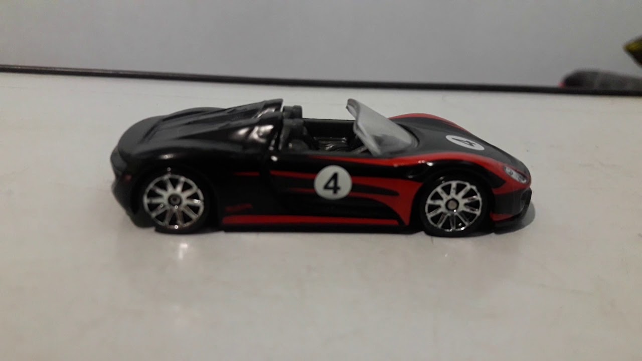 Meu novo carrinho da hot wheels, Modelo: Porsche 918 Spyder.