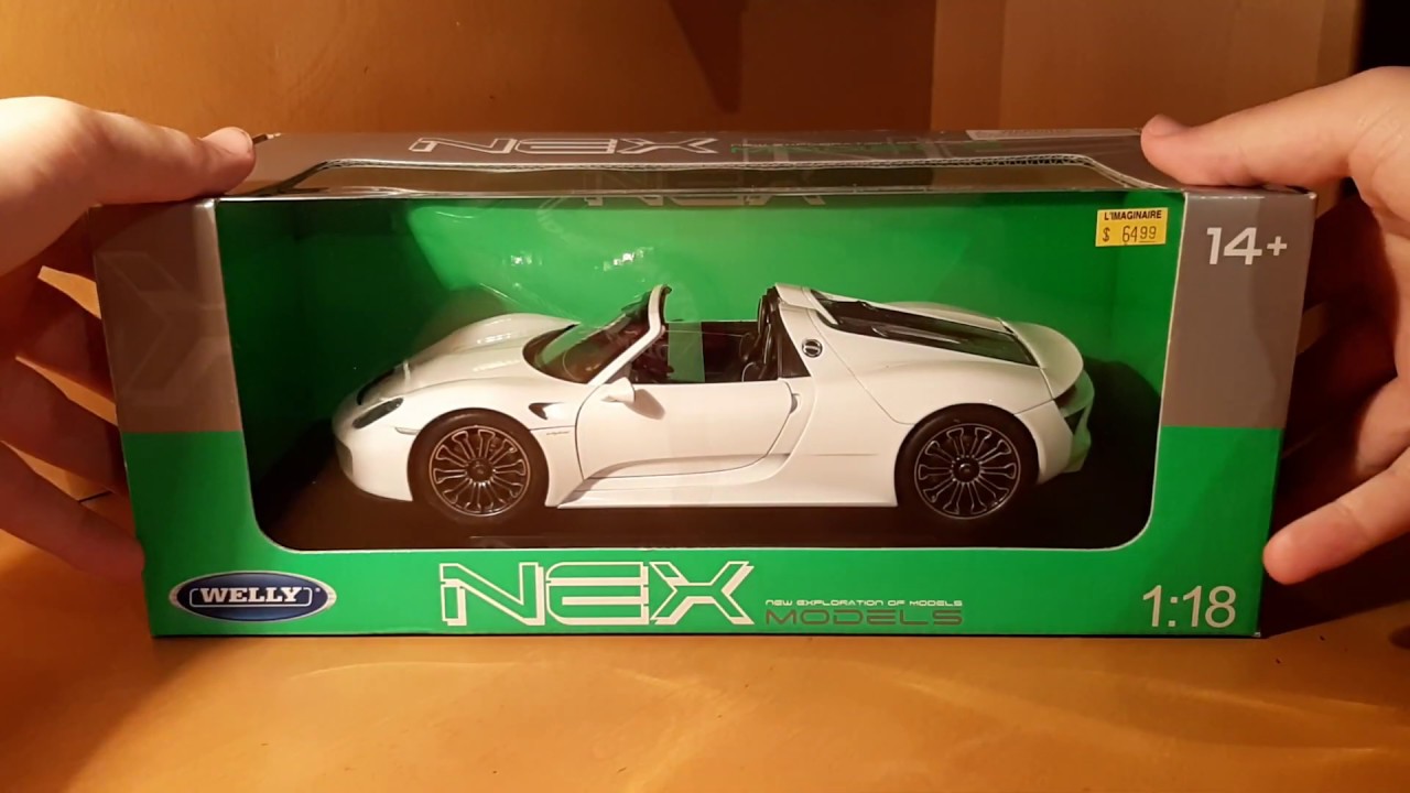 Unboxing the Porsche 918 Spyder 1:18 by Welly !