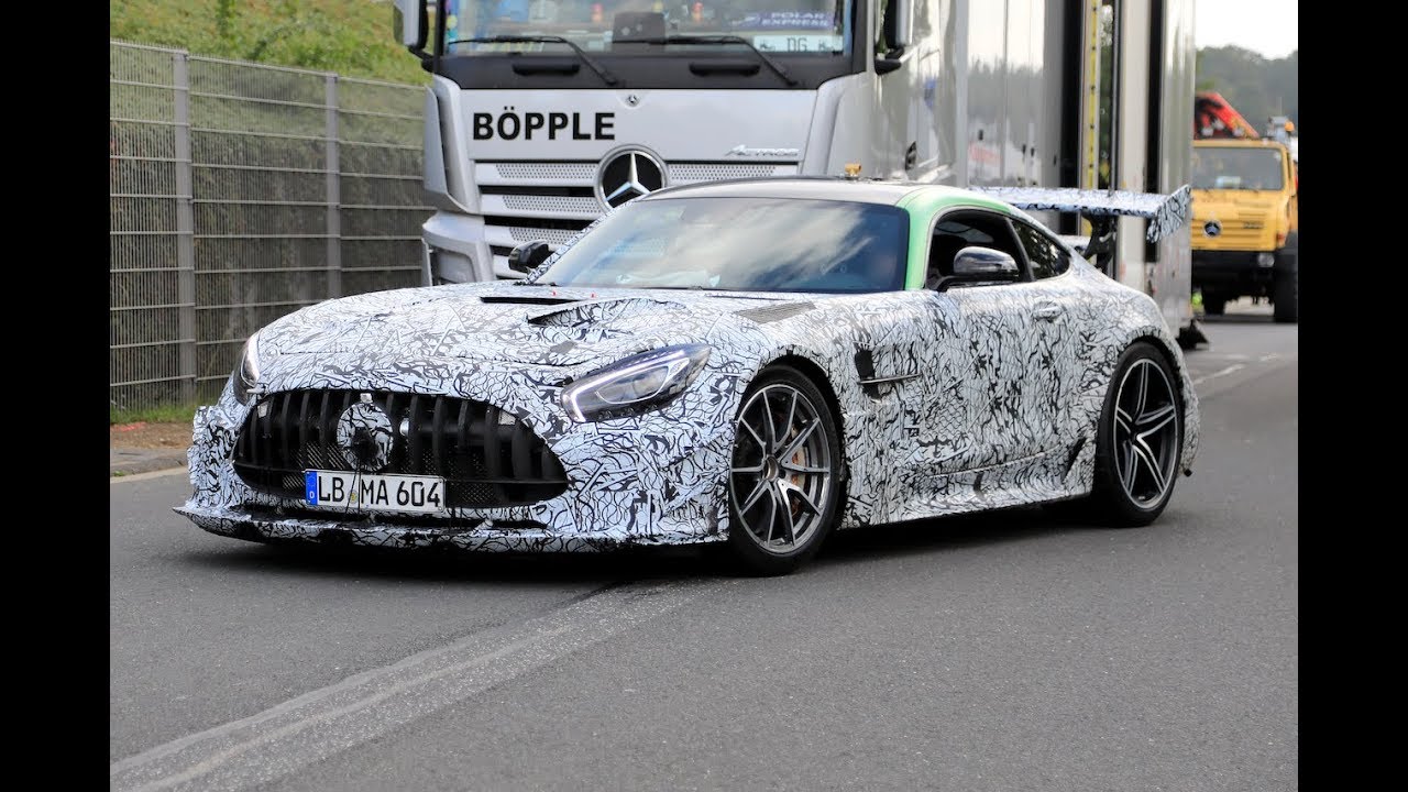 VIPは見た! メルセデス AMG GT Rブラックシリーズ、グリル全開のフロントフェイス