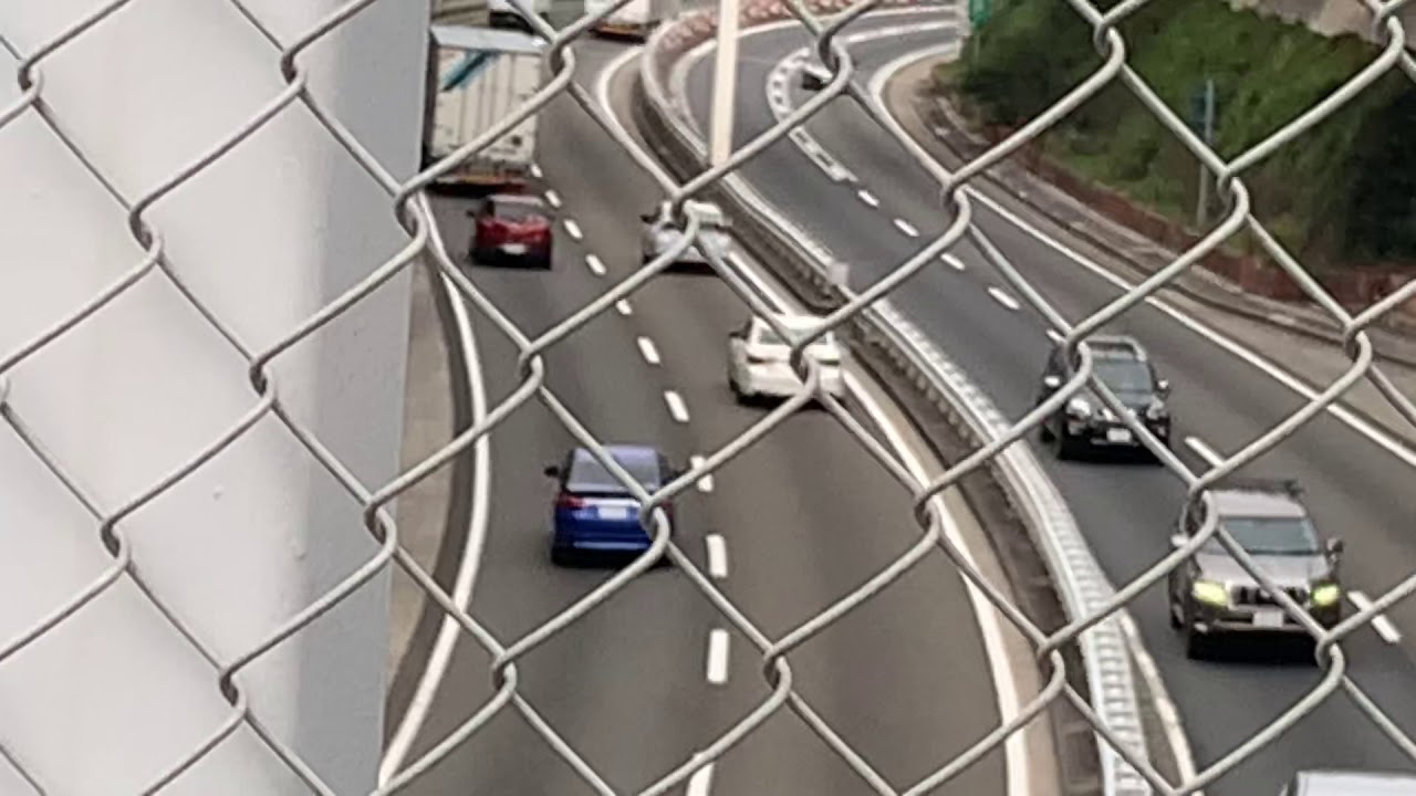 首都高速道路事故現場　帰りに事故車は無くなっていた