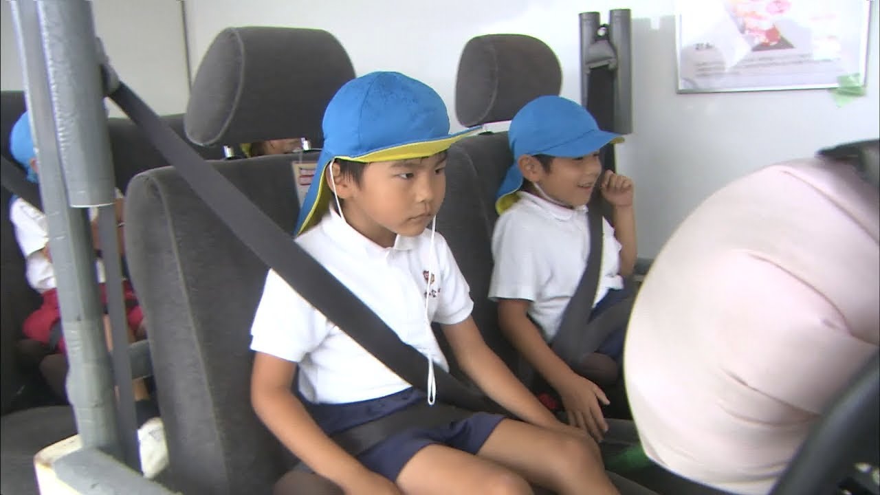 「車ぶつかる衝撃に園児ら「びっくりした」　交通ルールを目で見て体験して学ぶ安全教室　高松市