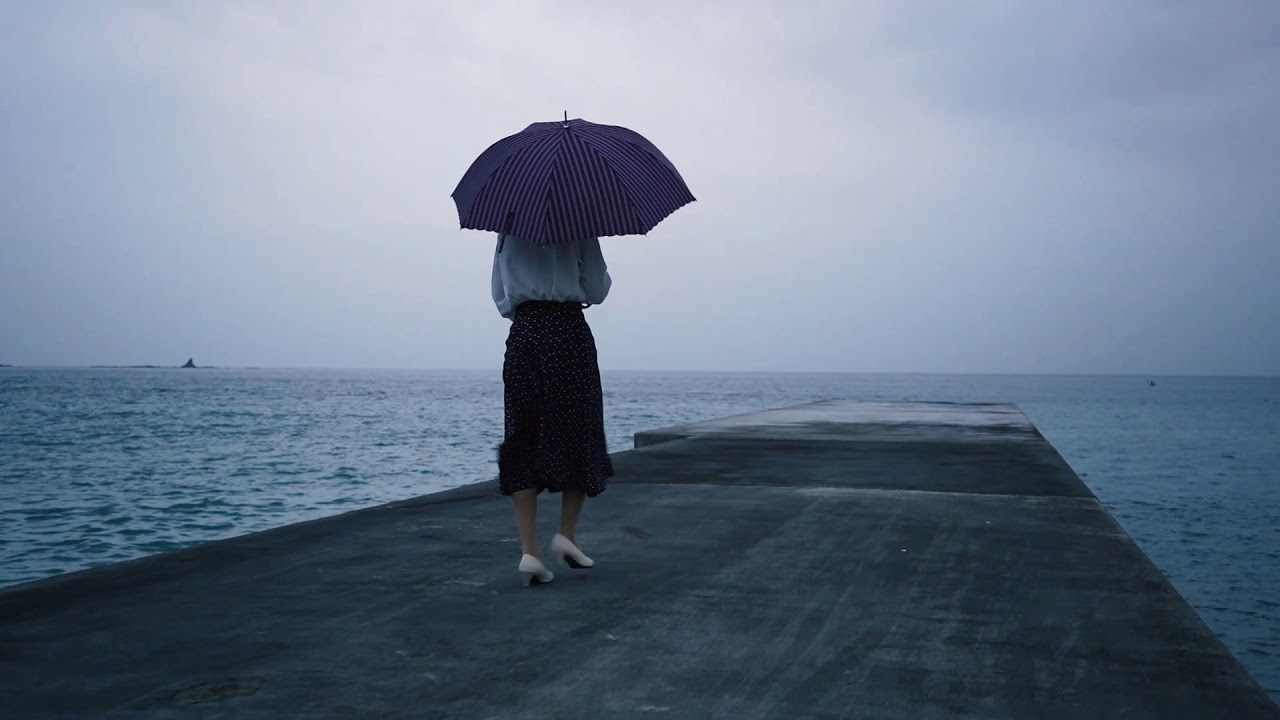 レヴォーグと秋雨