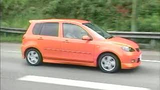 新車情報2002　マツダ　デミオ