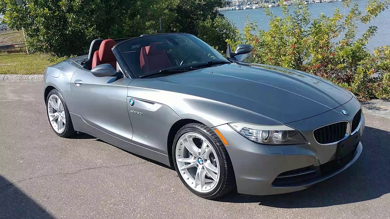 2009 BMW Z4 red interior on point!