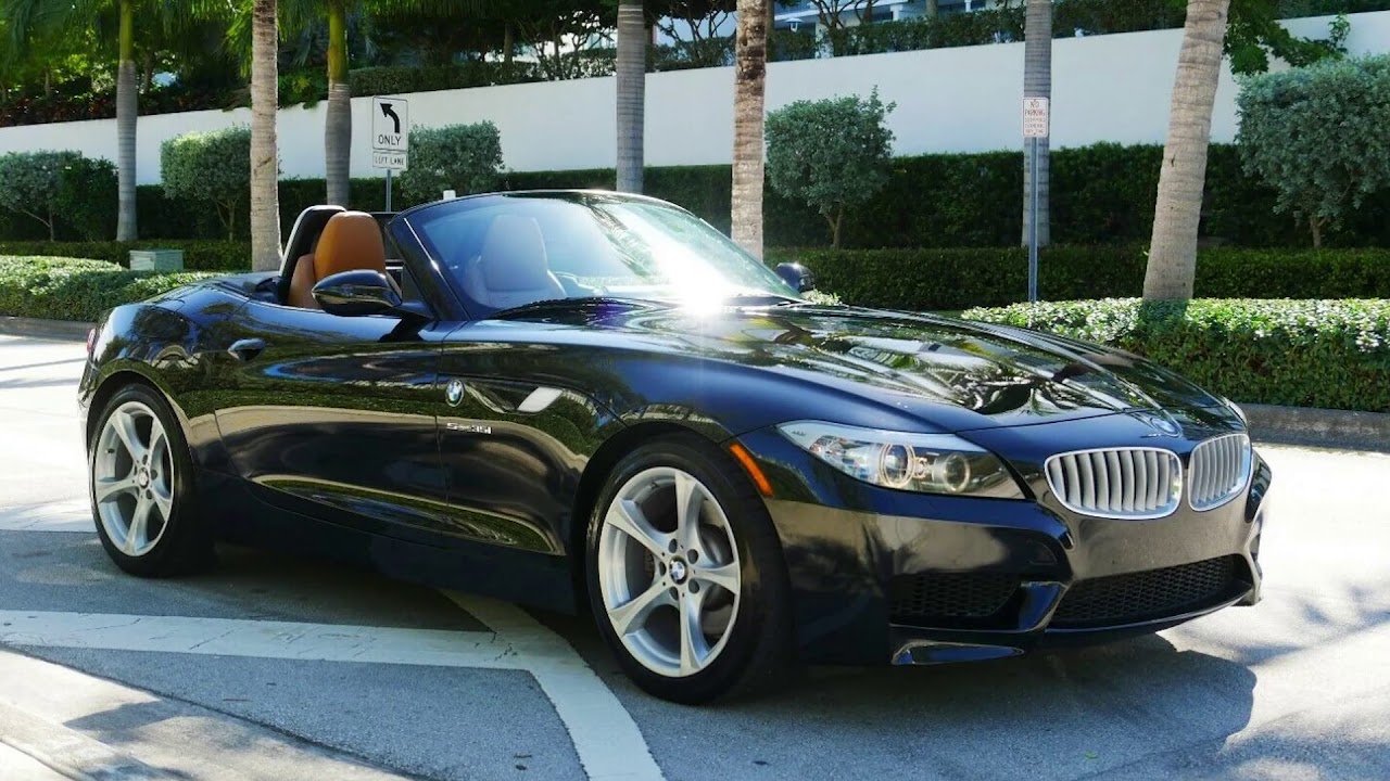 2011 BMW Z4 sDrive35i Roadster 2D