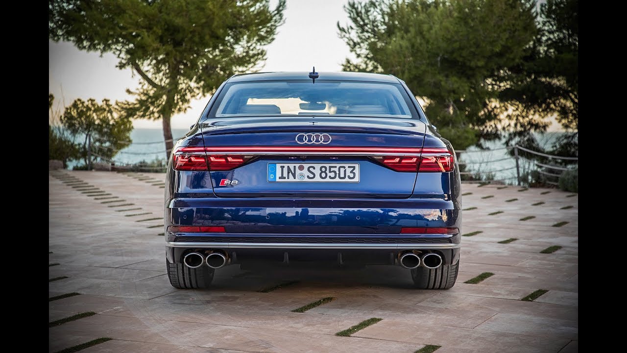 Audi S8 Navarrablau Metallic