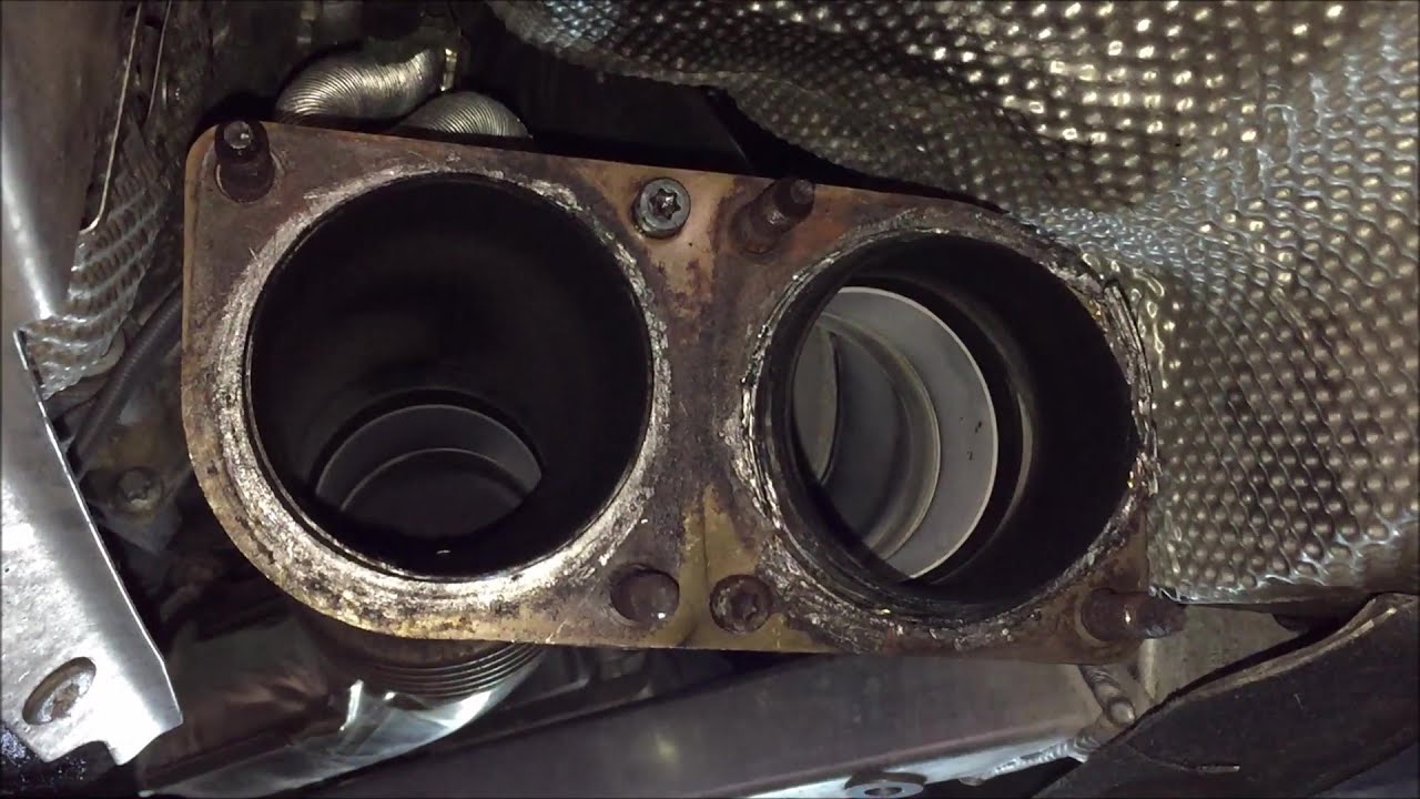 BMW F82 M4 Akrapovic Downpipes Installation