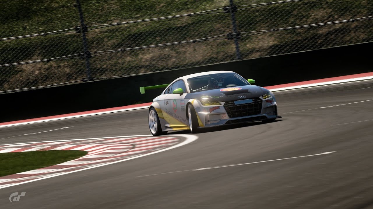 Gran Turismo™SPORT_Prima di campionato RTI RookisCup-Audi TT Gr4 OnBoard AUTODROMO LAGO MAGGIORE