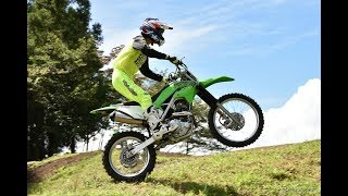 【カワサキ KLX230R 試乗】理想の操舵感！誰でもオフロードが楽しめる1台…青木タカオ