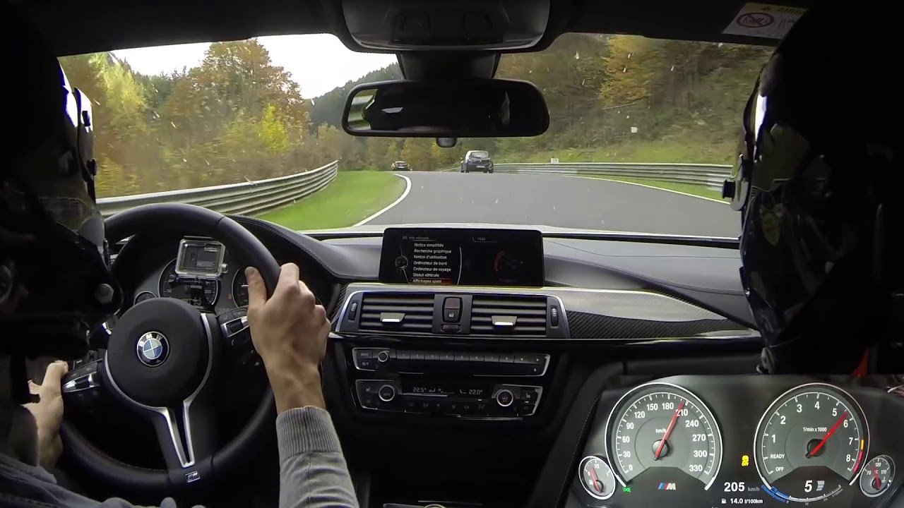 Mclaren 675 LT was chasing by Bmw m4 competition on nurburgring