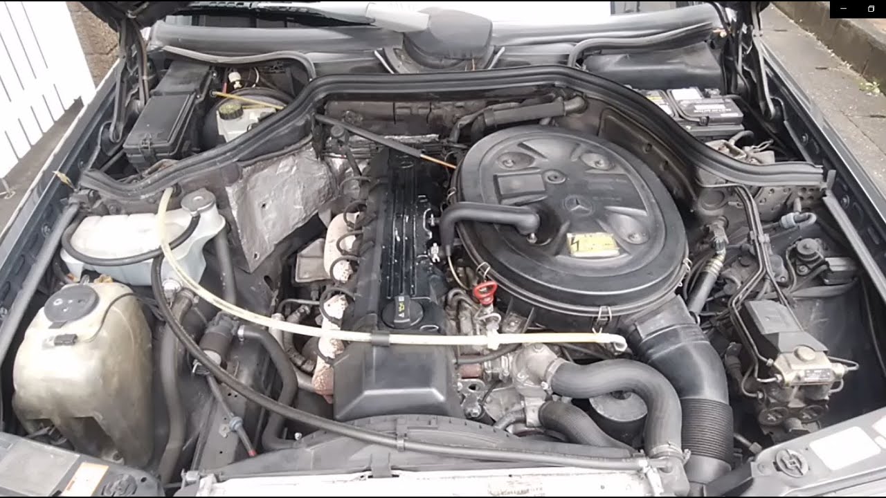 W124 300E Mercedes-Benz【104 engine room】MEDIUM CLASS 3000cc メルセデスベンツ