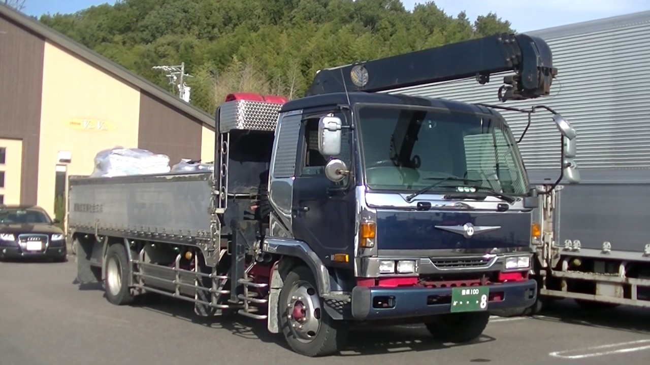 デコトラ　藤城運輸　日産ディーゼルコンドル　ユニック車　角目４灯　ラッパ