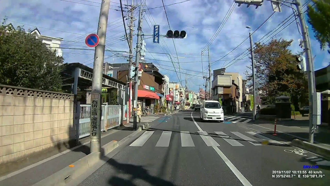 自転車のながらスマホ・交差点イエローカット２連続【ドライブレコーダー】