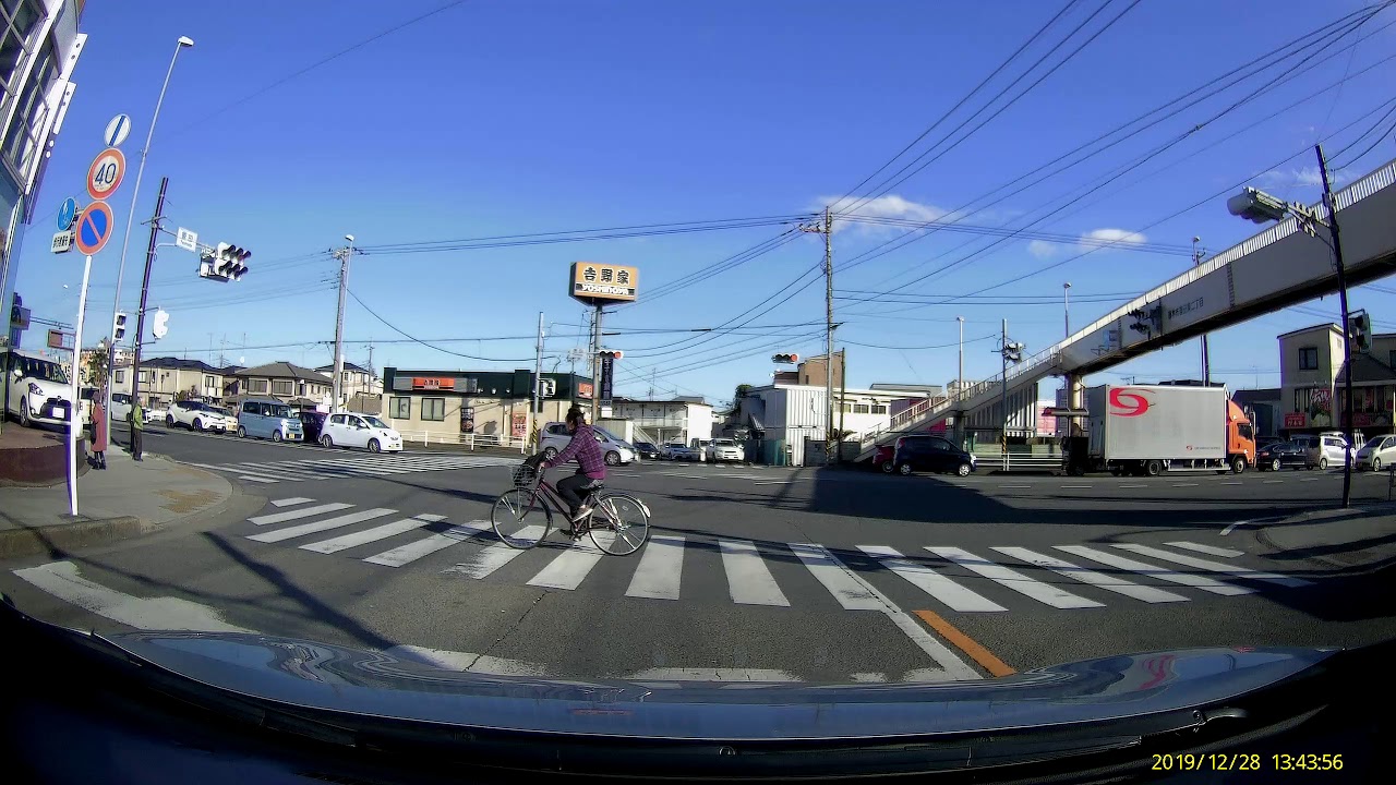 191228_交通事故_ドライブレコーダー_国道246号線_右直車接触