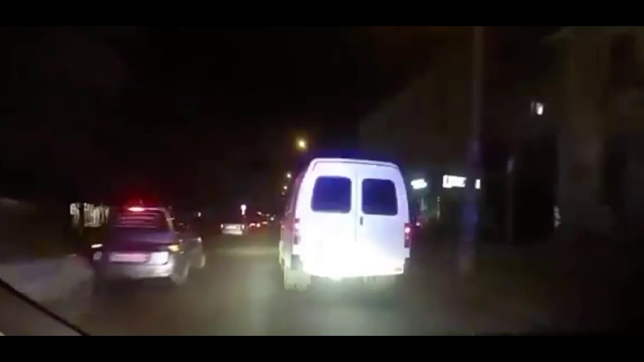【衝撃の結末】飲酒運転の車が暴走して警察から逃げる　衝撃の結末　ロシア/フェオドシア　2019年12月9日
