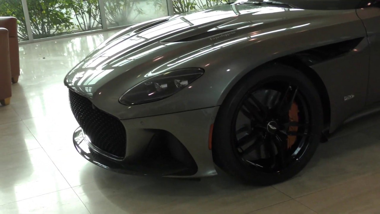 Aston Martin DBS Superleggera and Vantage Walk Around