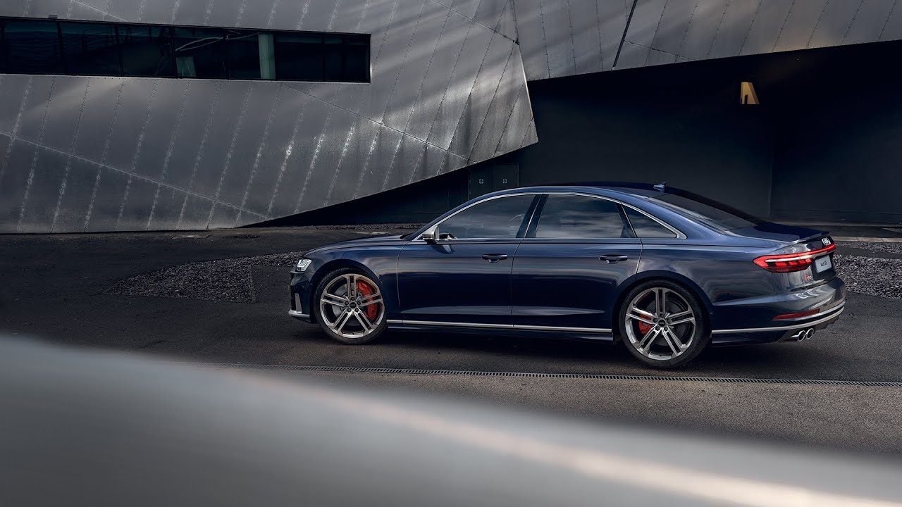 هيبة القوة. Audi S8 الجديدة كلياً