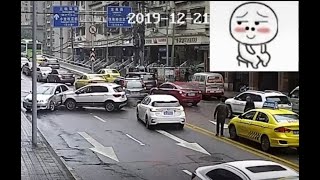 Chinese Car Crash Compilation 20191228 | Daily car crashes | 中国交通事故 | ドライブレコーダー 事故