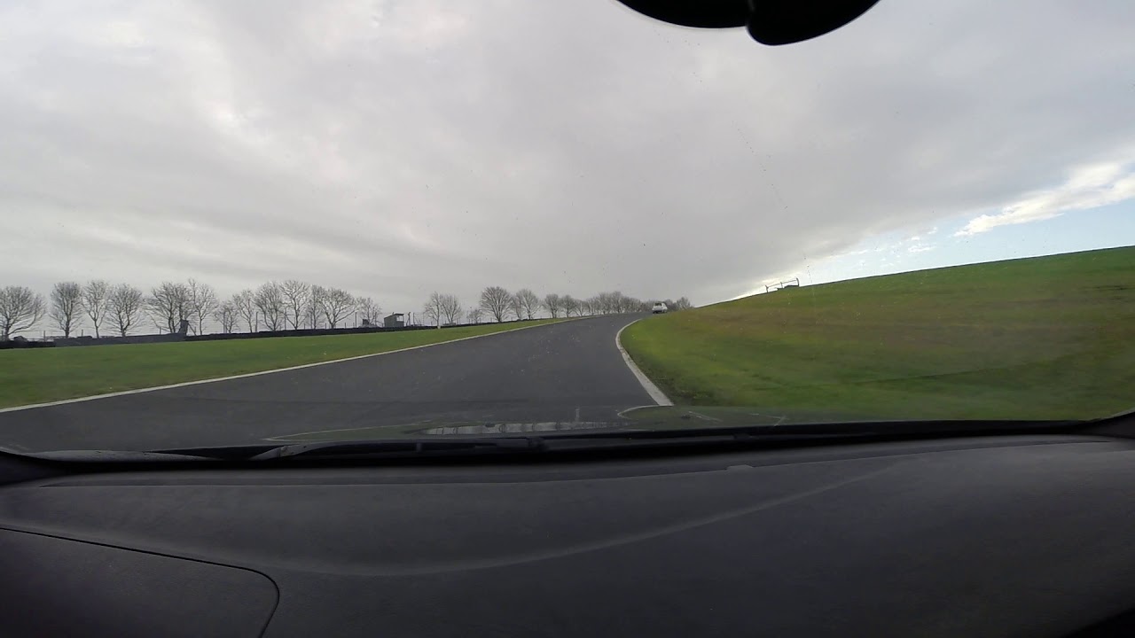 E39 M5 Cadwell Park Pt 1/2