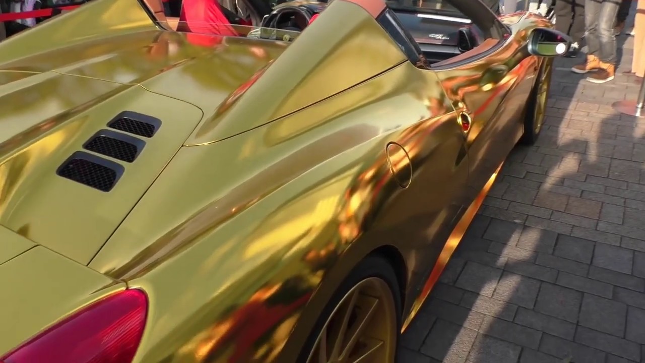 ゴールドラッピングのフェラーリ＜ 金鯱号＞ Gold wrapped Ferrari 458 Spider