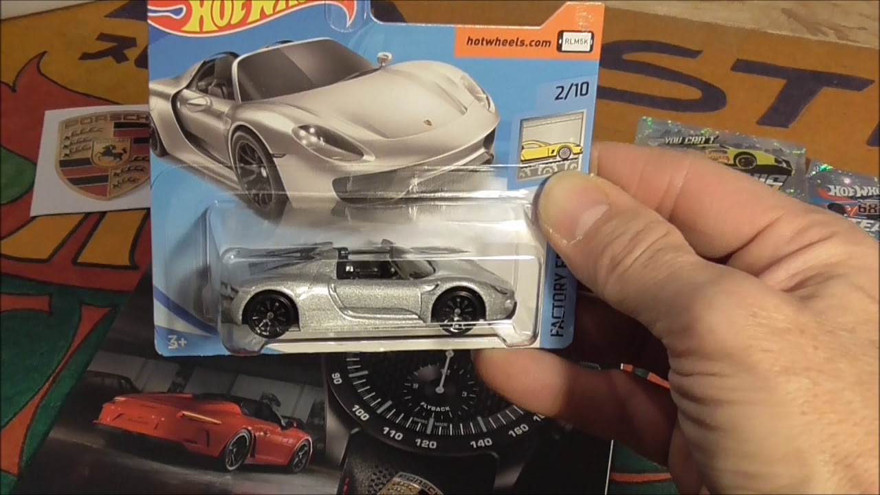 Porsche Models Advent Calendar December 20 Porsche 918 Spyder