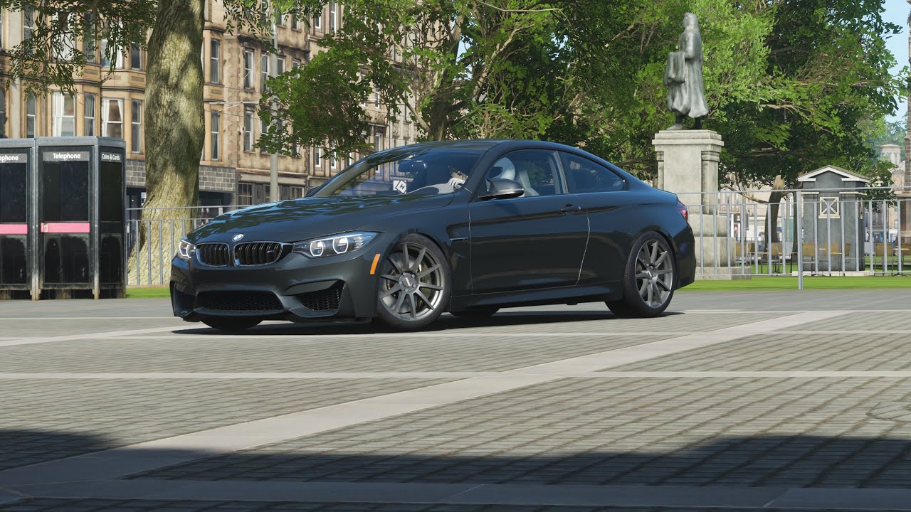 Realistic Driving BMW M4 Coupe | Forza Horizon 4
