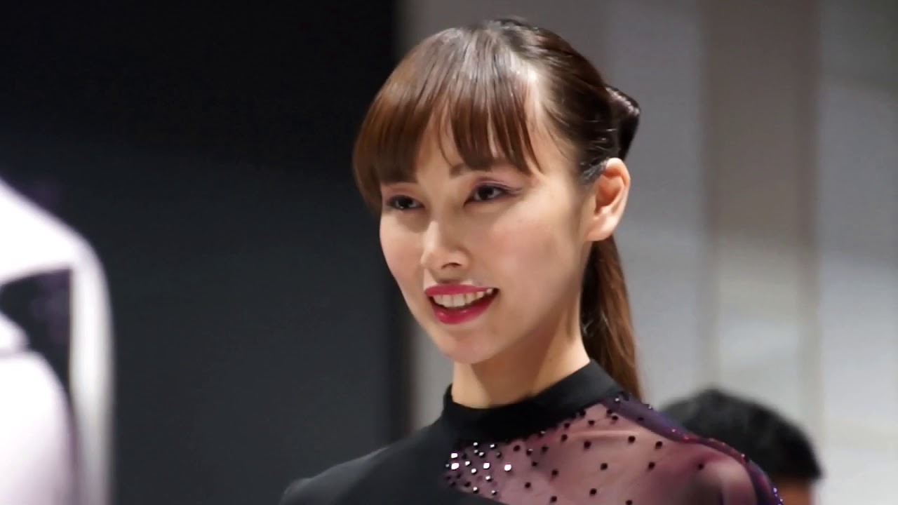 ＜TMS＞111 【 レクサス／美人コンパニオン／LEXUS 】 2019年 東京モーターショー