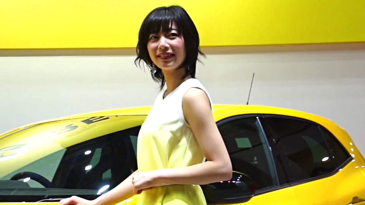 ＜TMS＞82 【 ルノー／美人コンパニオン／Renault 】 2019年 東京モーターショー