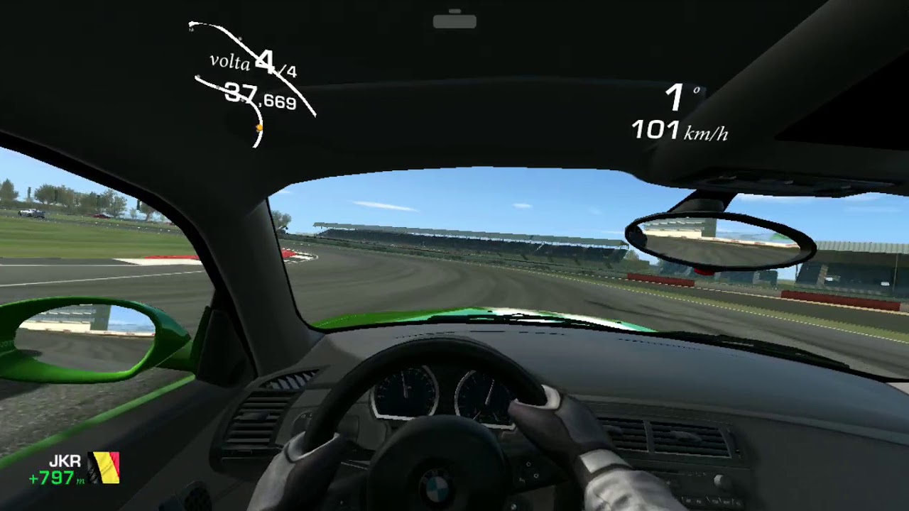 Uma corrida ganha com o meu BMW Z4 M Coupé