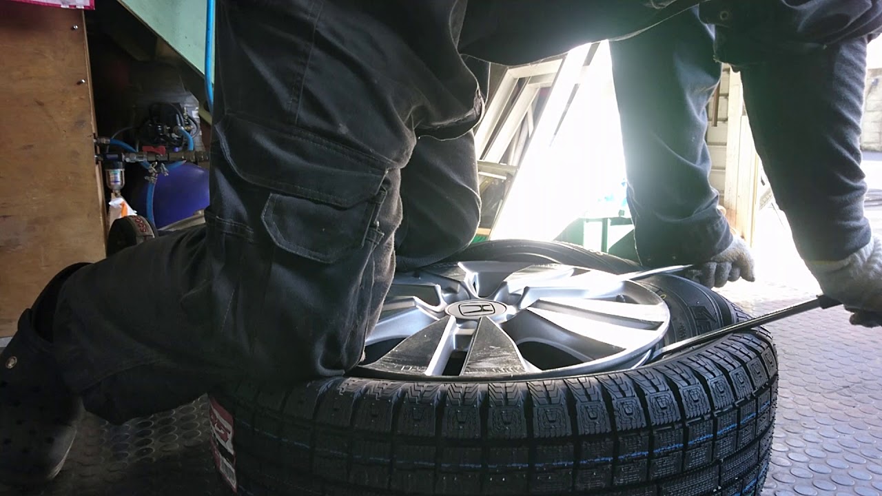 タイヤ交換   タイヤ手組    ホンダ ステップワゴンスパーダ