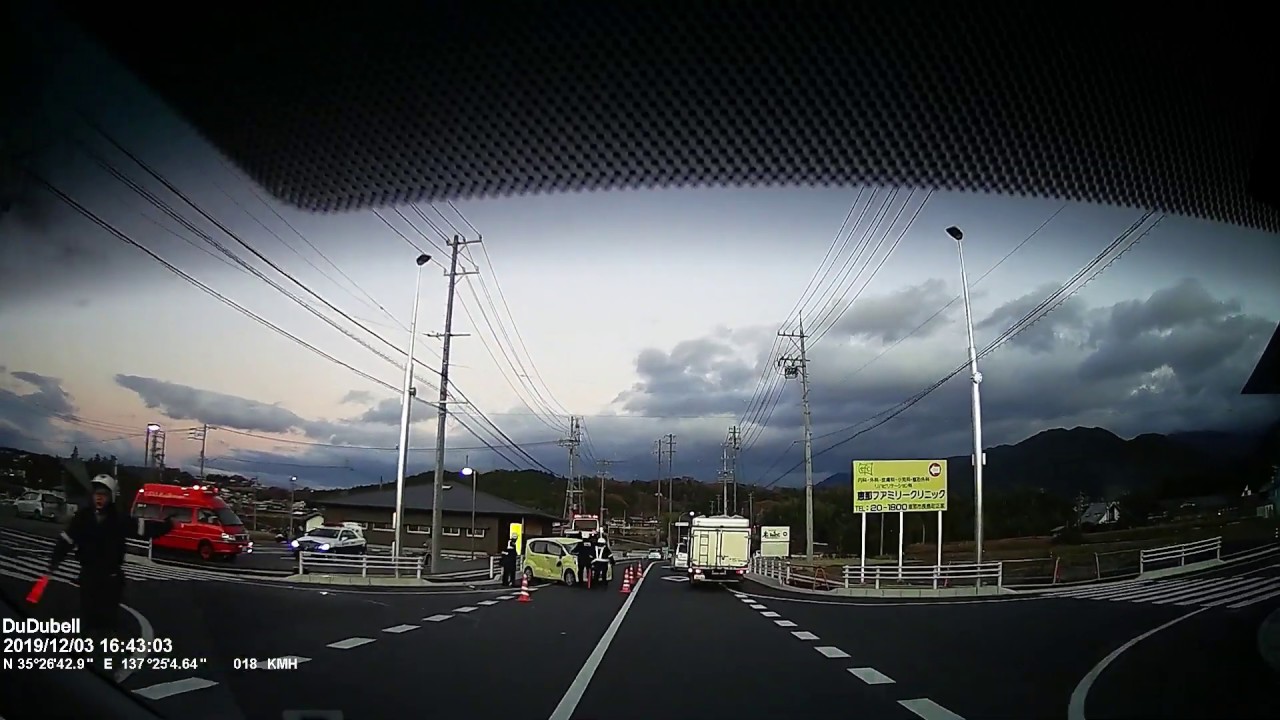 【事故】横転した車の起こし方