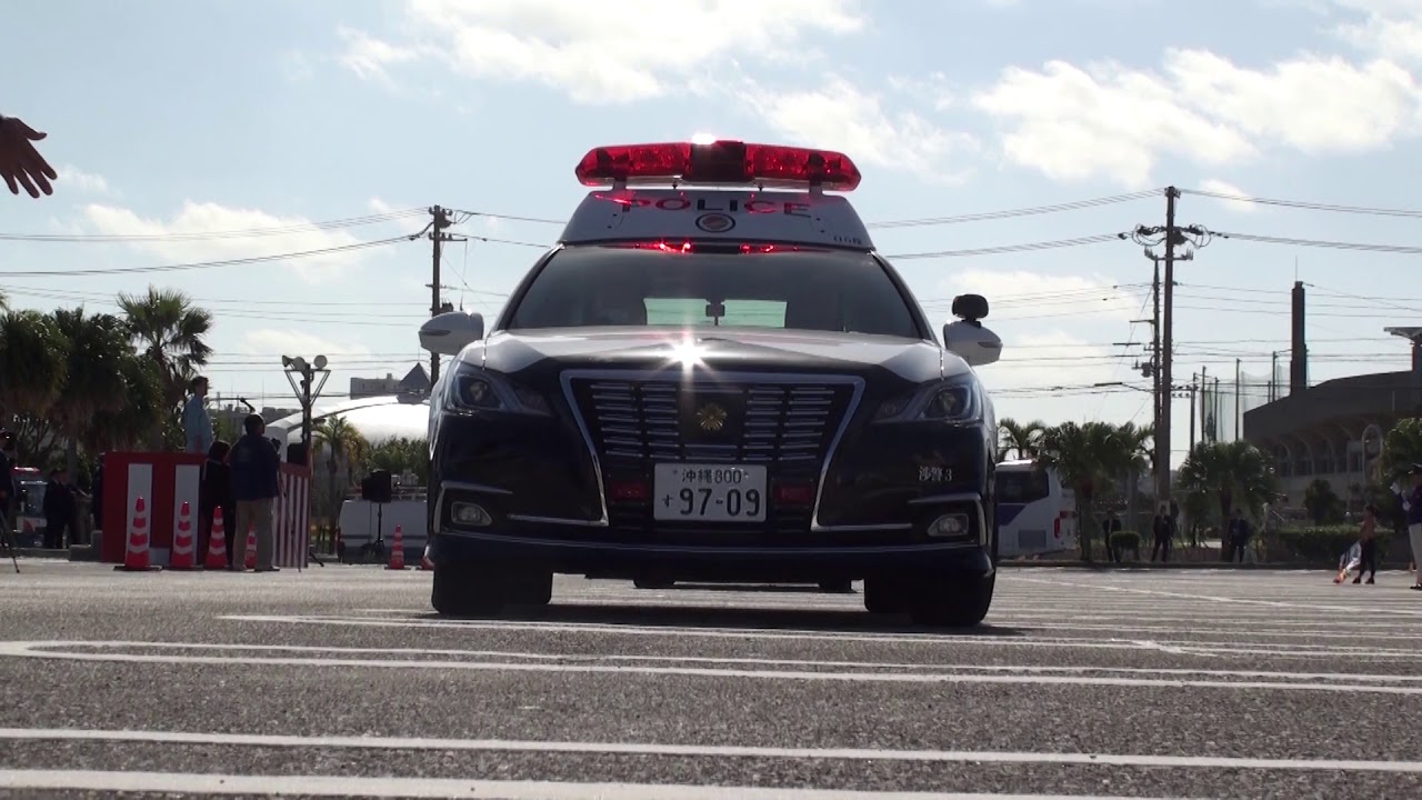沖縄県警　分列行進 パトカー　2020年1月
