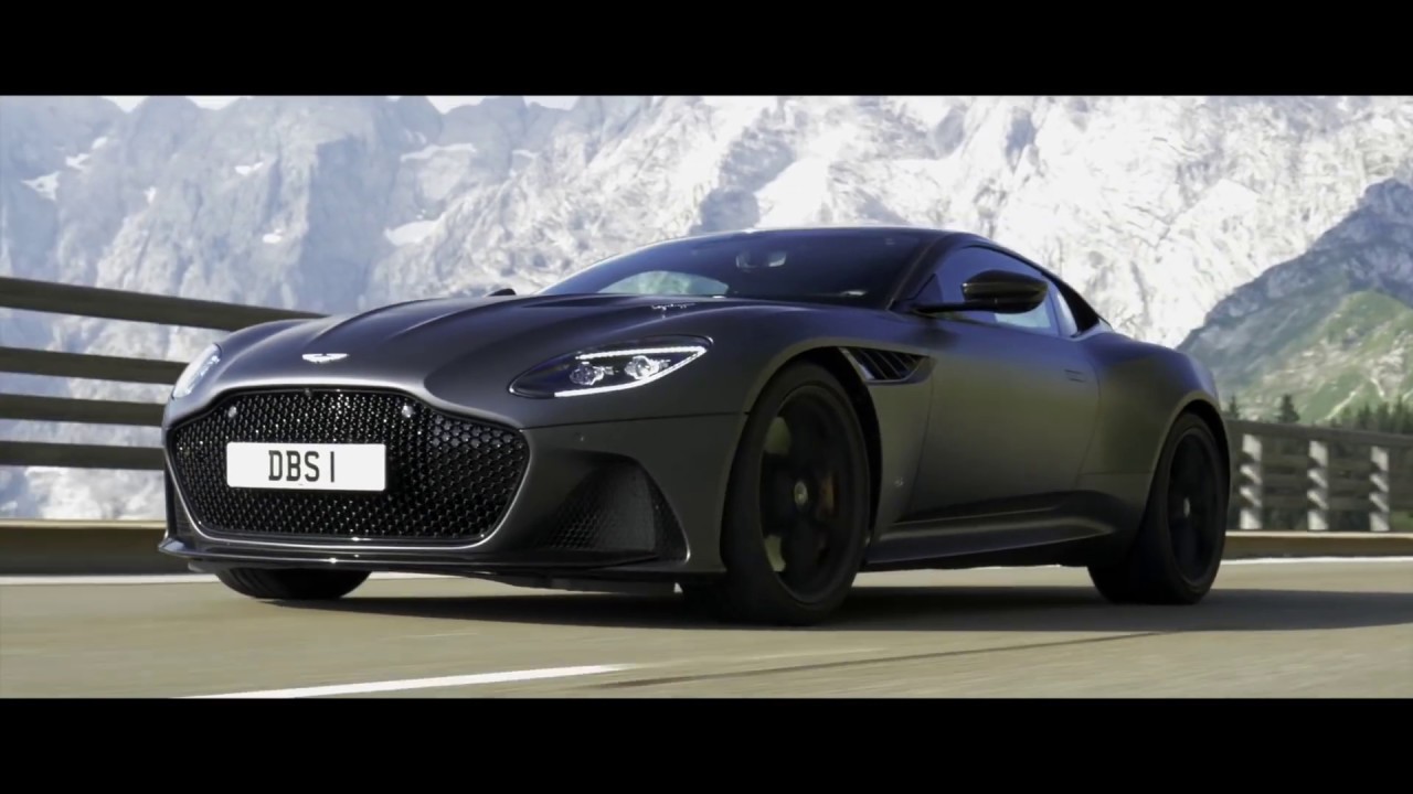 ASTON MARTIN DBS SUPERLEGGERA driving scenes