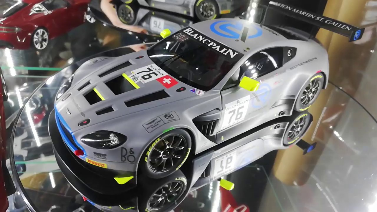 Aston Martin V12 Vantage GT3 R-Motorsport