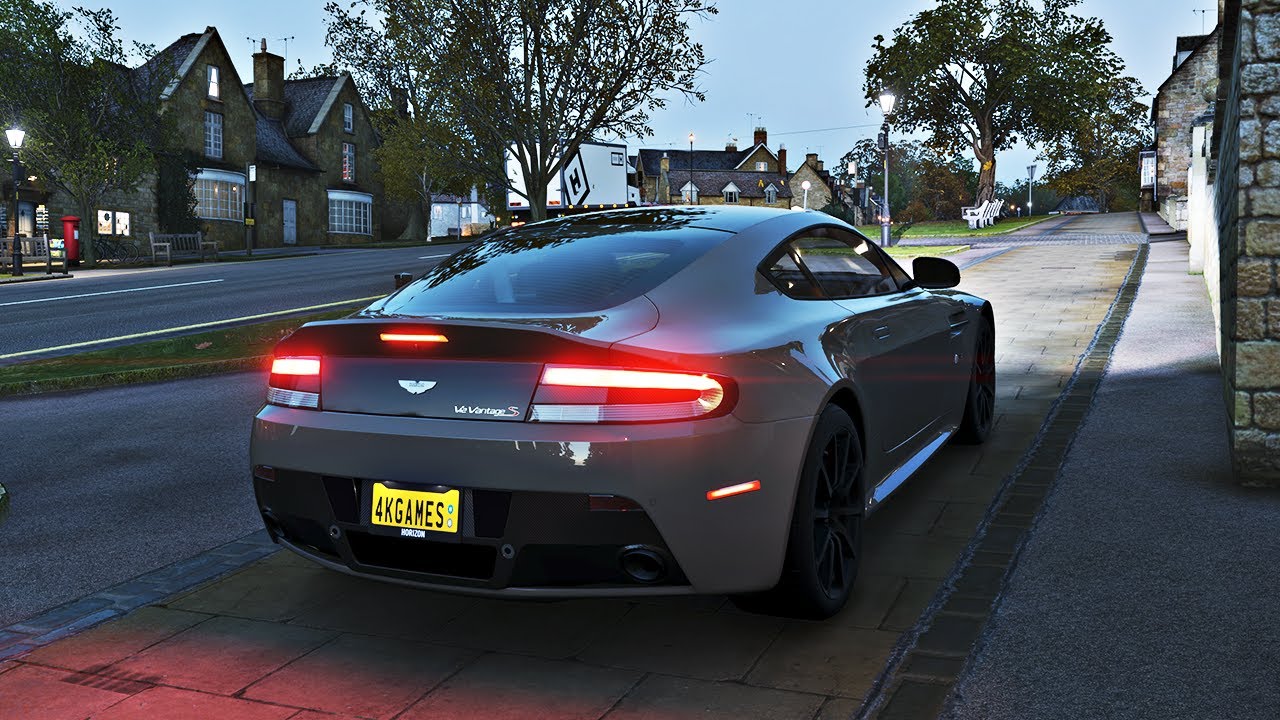 Forza Horizon 4 - 2013 Aston Martin V12 Vantage S - PC 60 FPS 4K