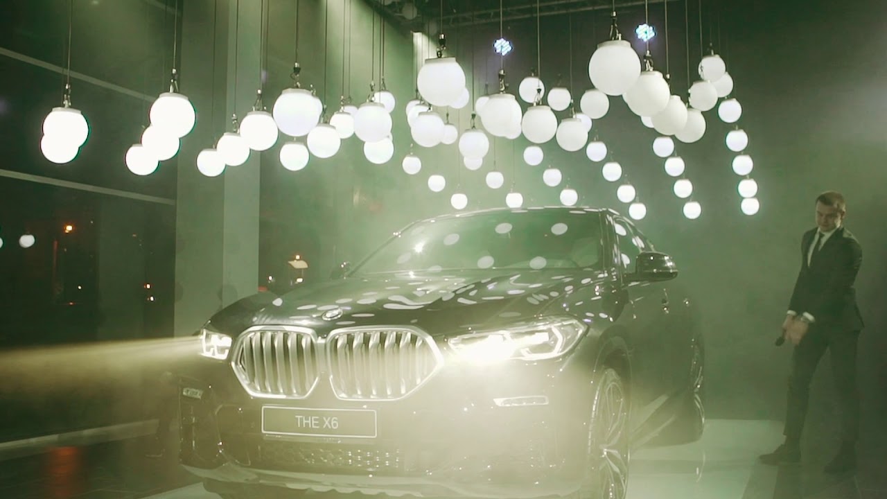 Kinetic show for new BMW X6