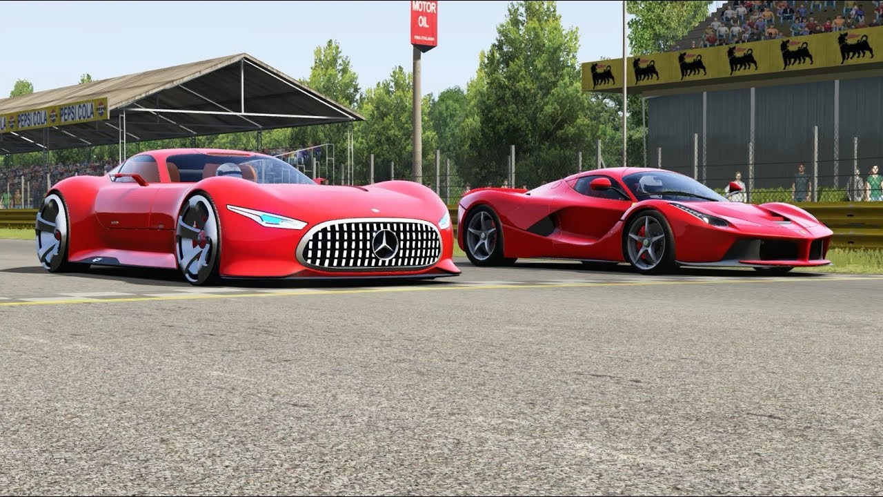 Mercedes-Benz AMG Vision GT vs Ferrari LaFerrari at Monza Full Course