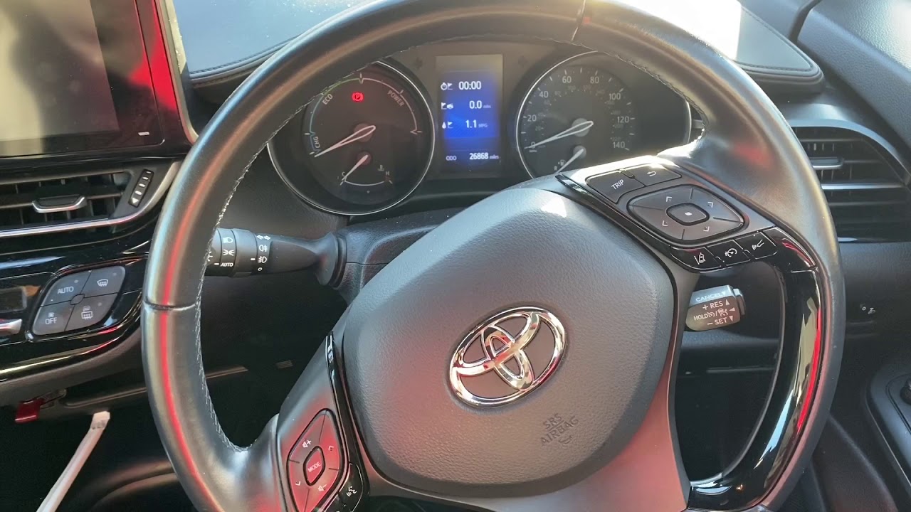 Toyota Hybrid C-HR 2018 – interior/exterior – Stylish family small SUV