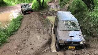 ジムニー泥遊び　車椅子