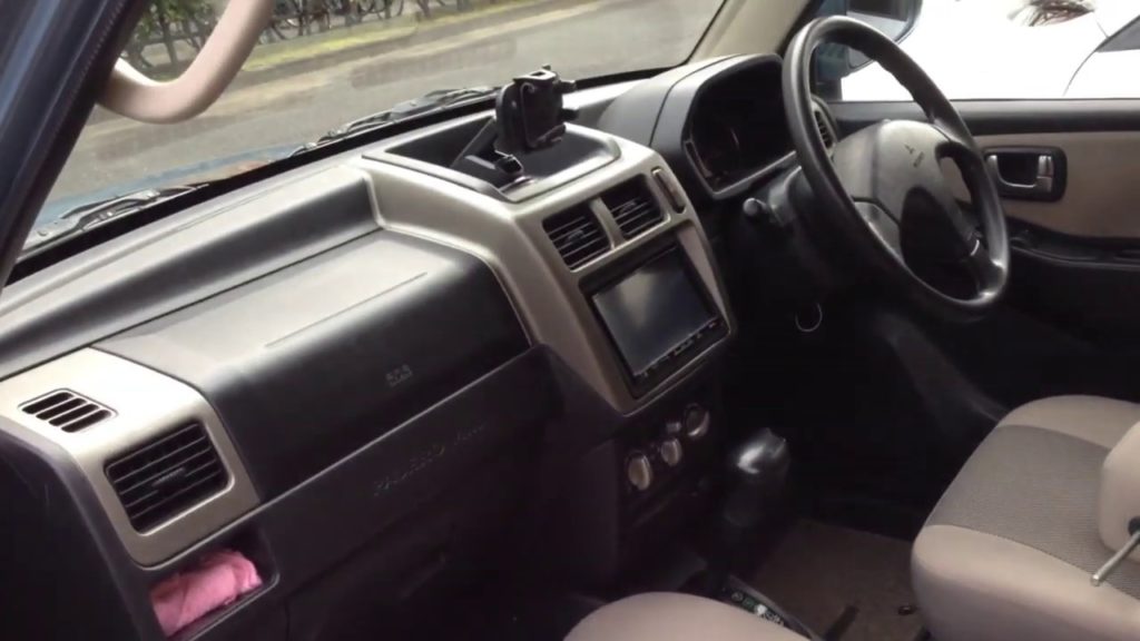パジェロミニ 車中泊ベッド自作 その1 パジェロミニ 車中泊ベッド自作 その1