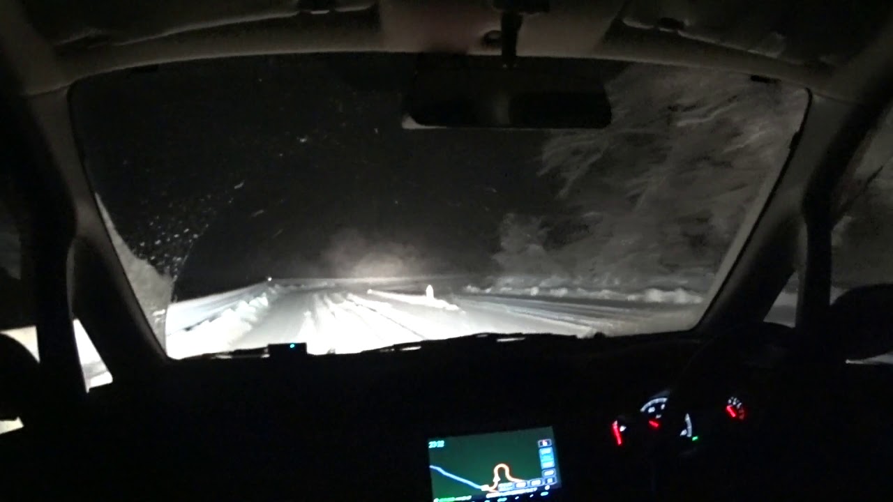 軽自動車　雪ドライブ