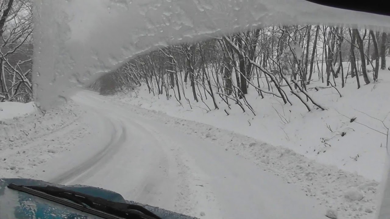 ジムニーで行く雪の日光いろは坂