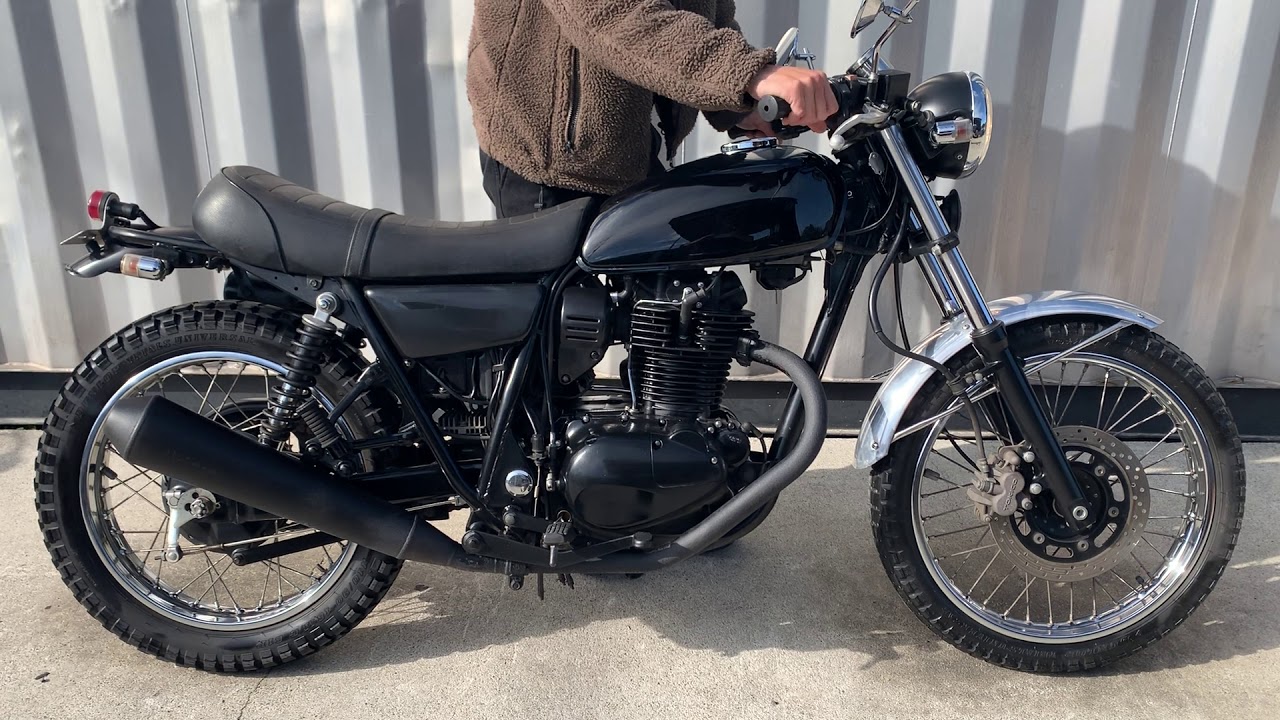 ヤフオク 250TR  エンジン始動動画