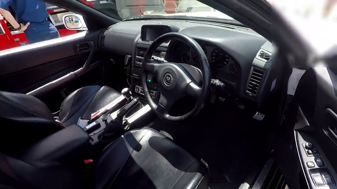 AMX - NISSAN Skyline GT-R R34 Police Car (Inside)