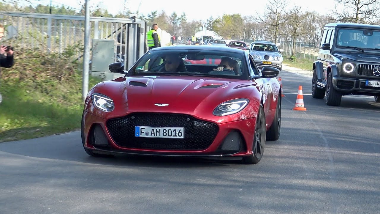 Aston Martin DBS Superleggera – Acceleration Sounds !