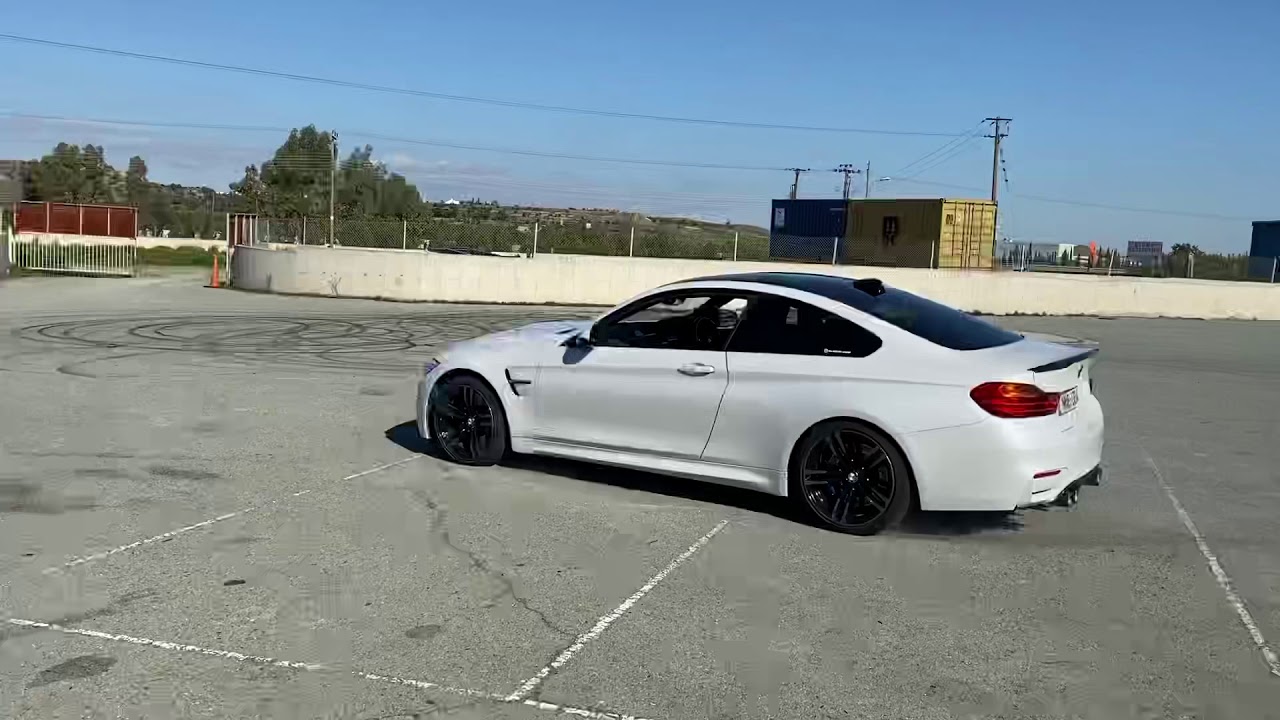 BMW M4 doing donuts