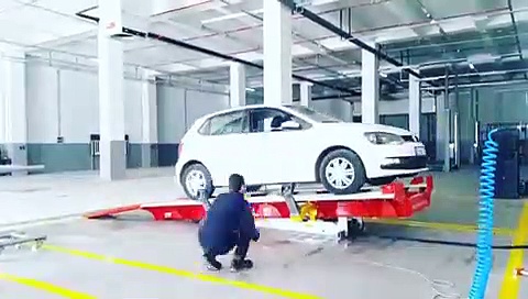Celette car bench frame machine easy and fast clamping process , measuring system, car universal jig